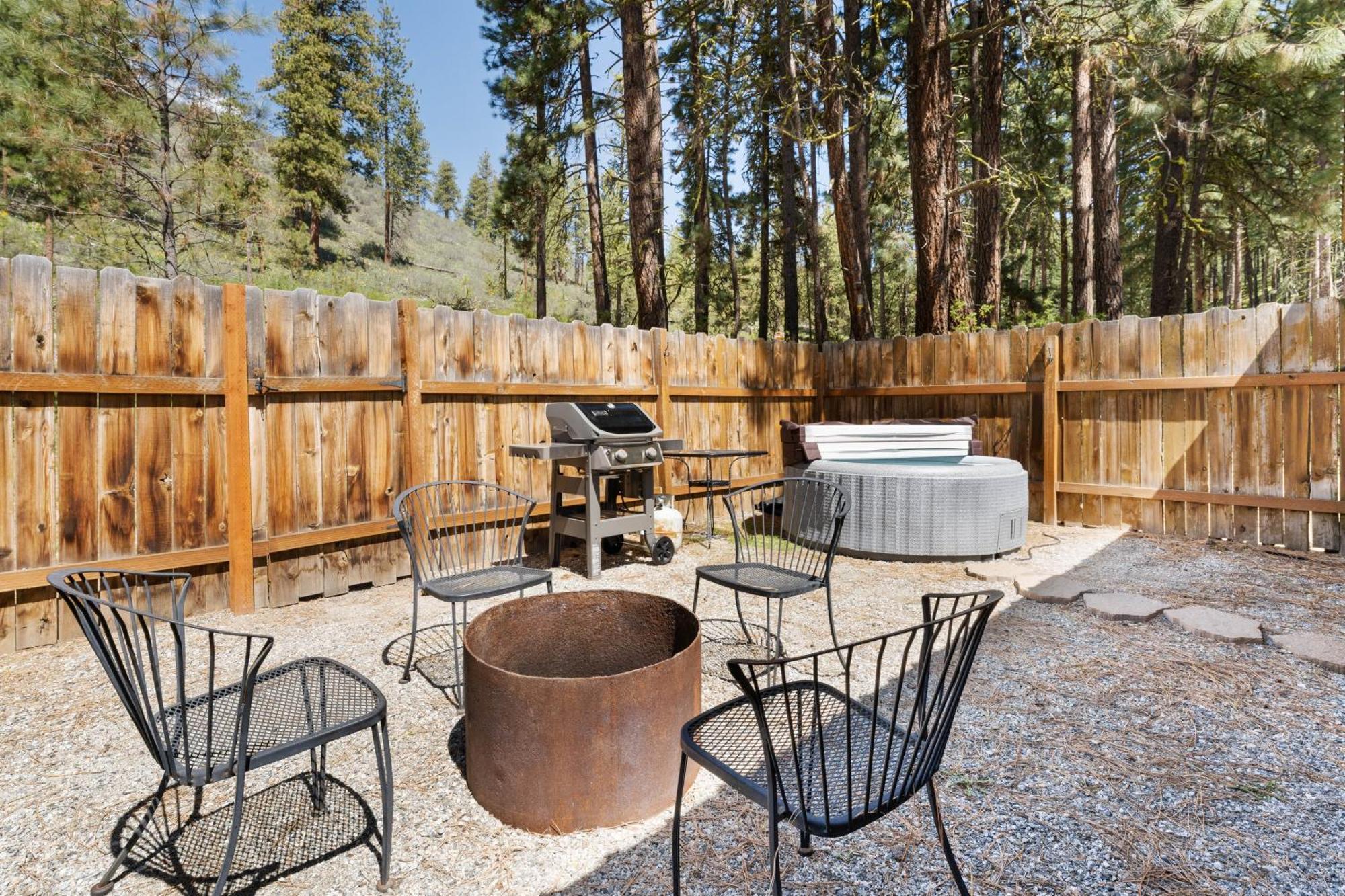 Echo Valley Resort + Cabins Manson Eksteriør bilde